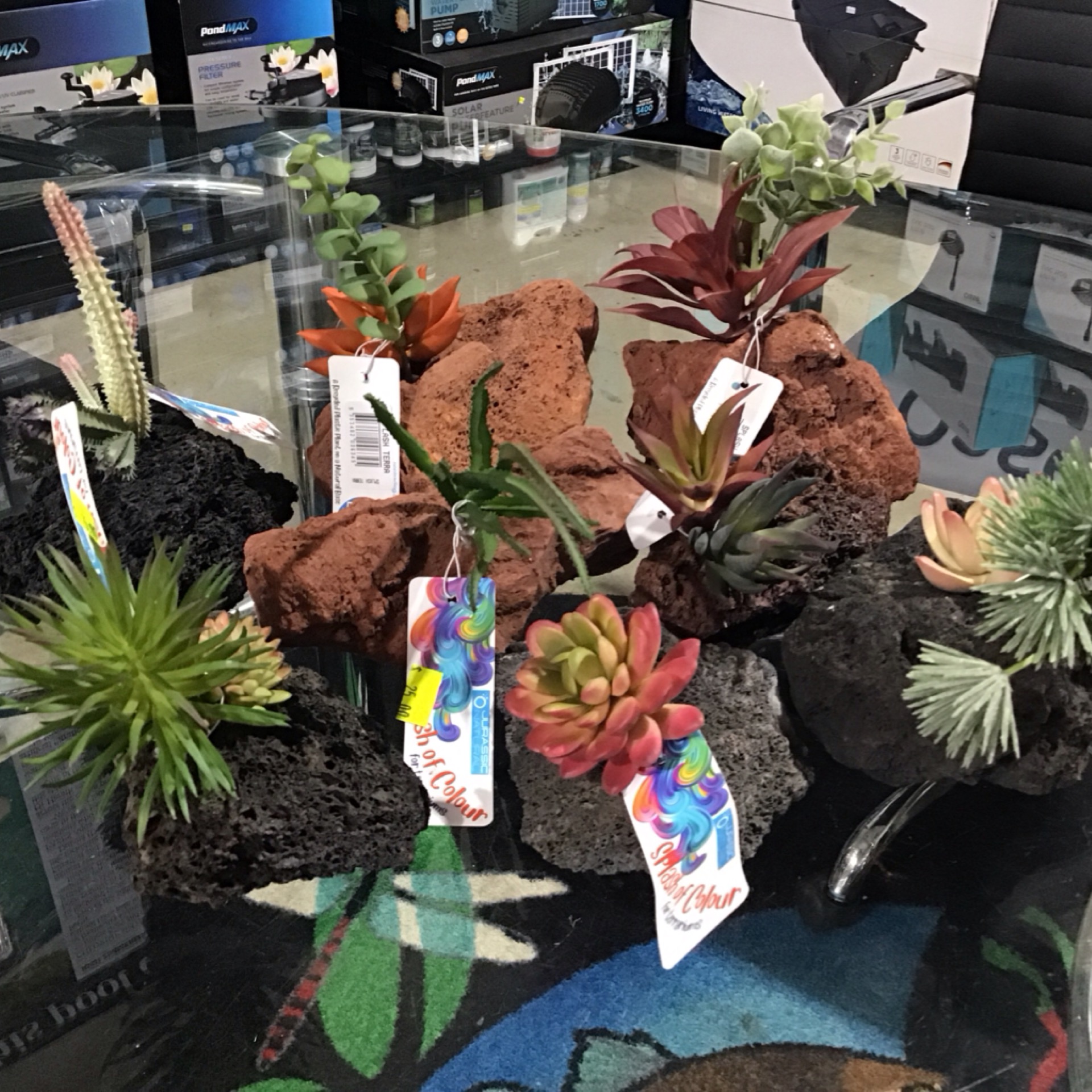 Jurassic Natural - SPLASH TERRA ORNAMENT